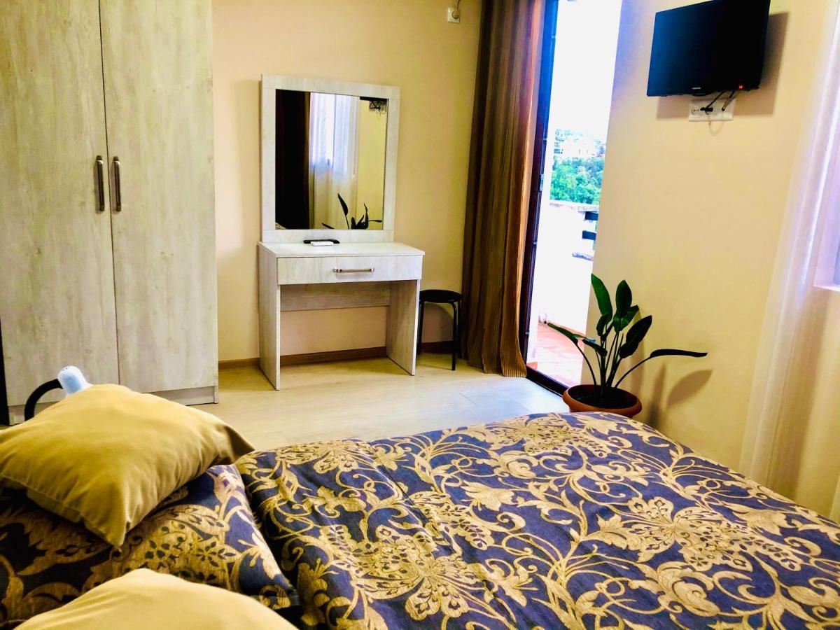 Holiday House Green Cape Batumi Hotel Mtsvane Kontskhi Kültér fotó